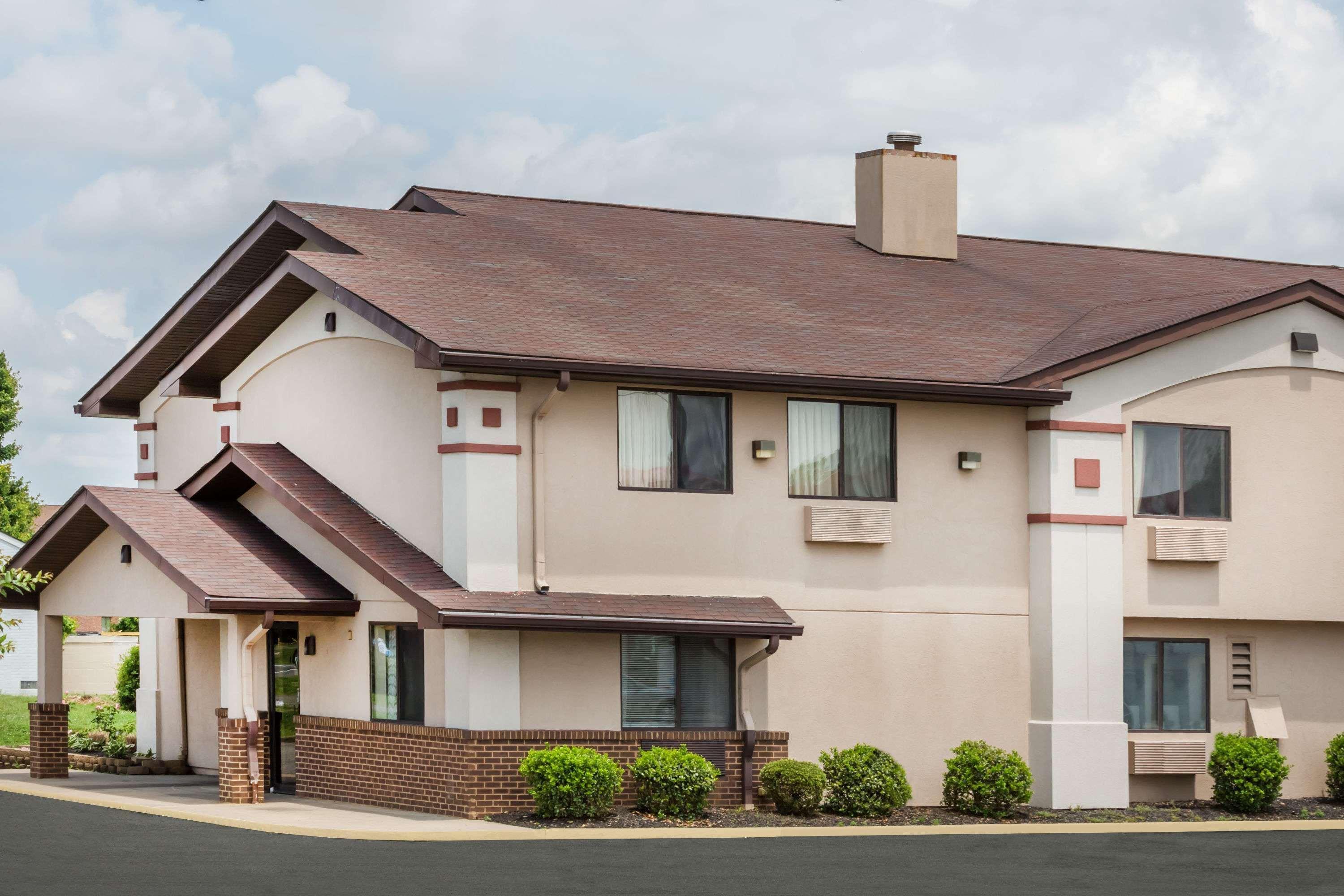 Super 8 Tappahannock Exteriér fotografie